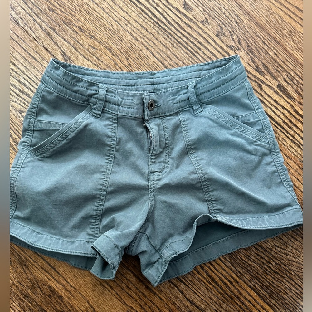 Kühl Women's Casual Green Shorts
